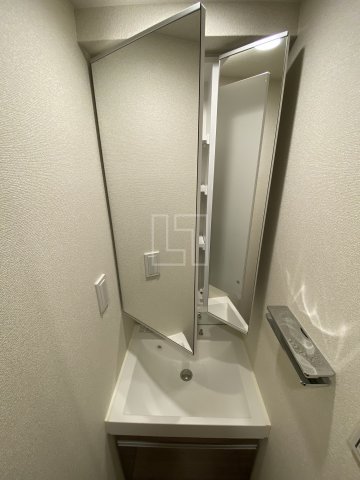 洗面設備　ルーエ本町　独立洗面台