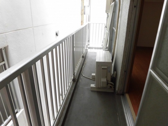 バルコニー　※別号室の写真となります