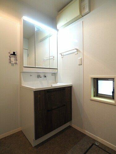 洗面設備　洗面台新規交換