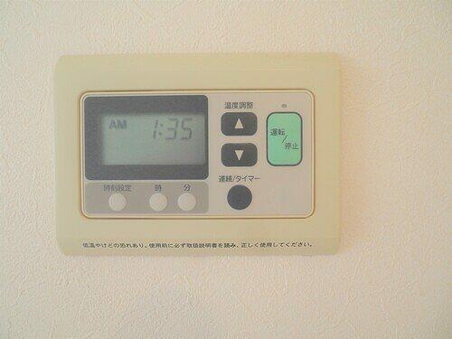 その他設備　キッチン・リビング床暖房設備