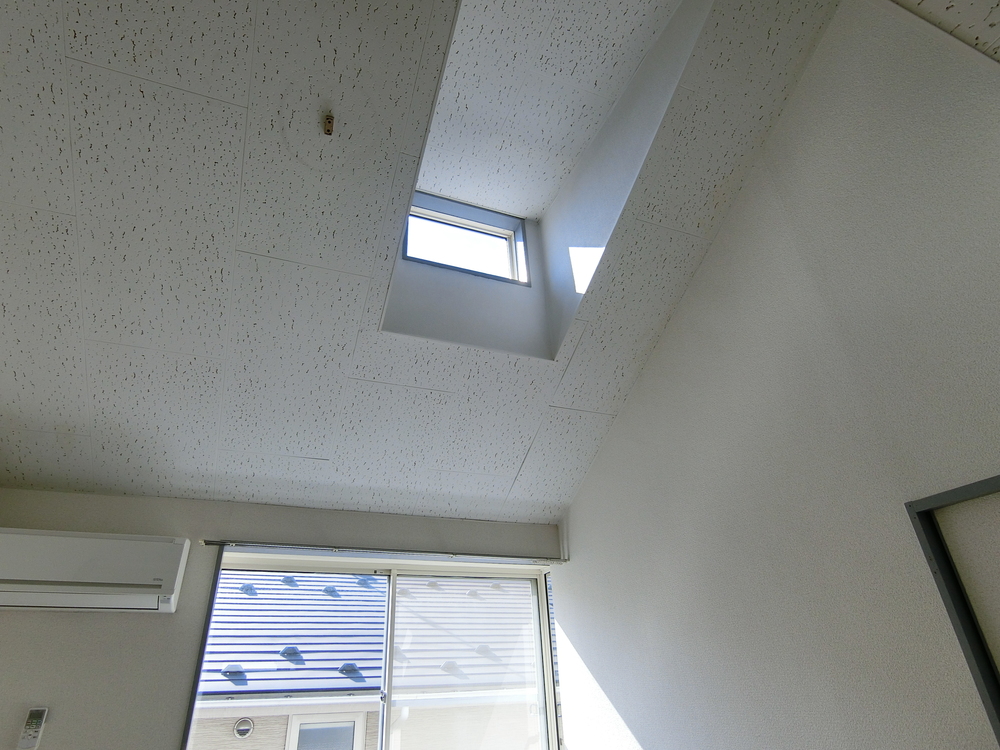 居室・リビング　洗濯機置場