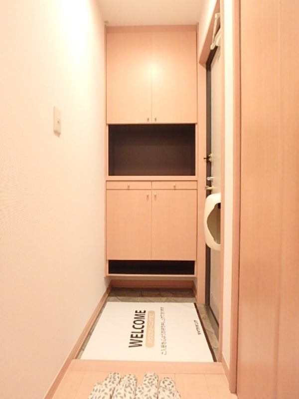 玄関　図面と現状に相違がある場合には現状を優先