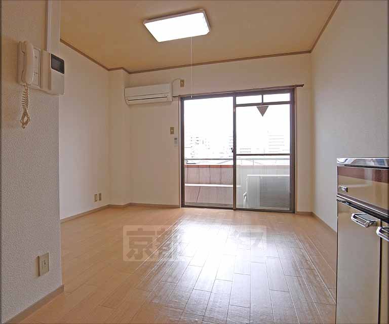 居室・リビング　開放感のあるお部屋です。