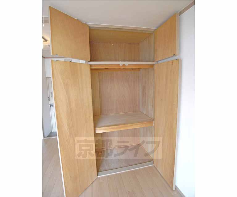 収納　高さと奥ゆきのある収納です。