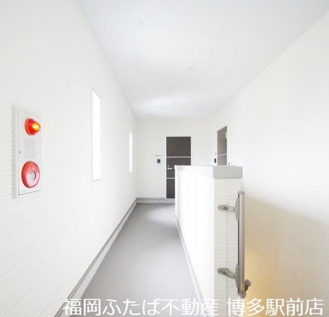 エントランス　同型シリーズ参照