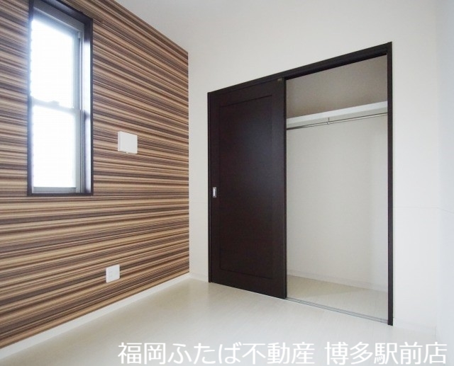 収納　同型シリーズ参照