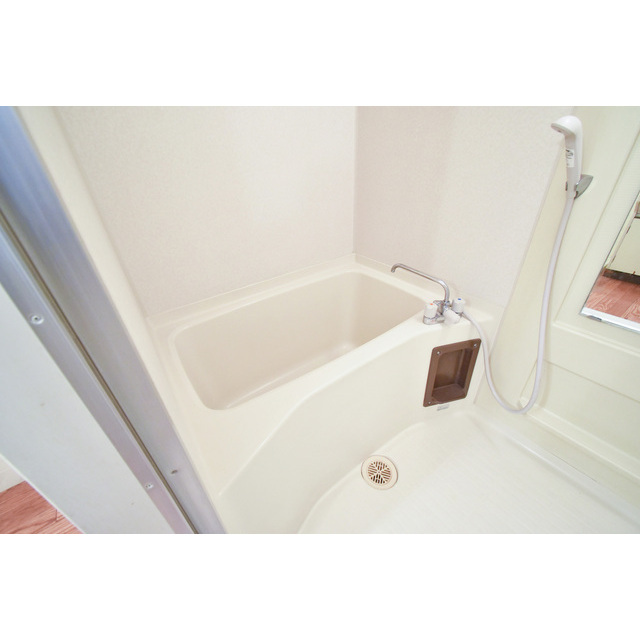 バス・シャワールーム　日々の暮らしに欠かせないお風呂です