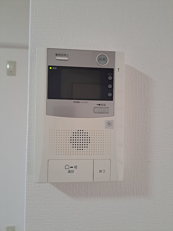 セキュリティ　TVモニター付きインターホン