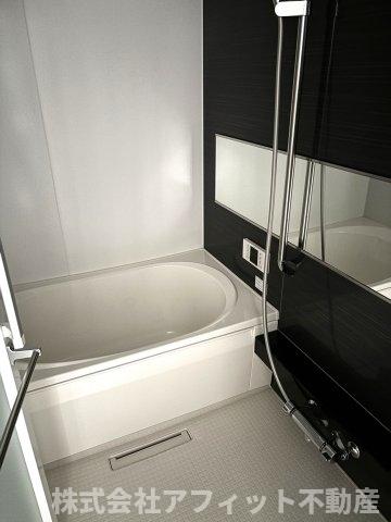 バス・シャワールーム　追い焚き機能付き