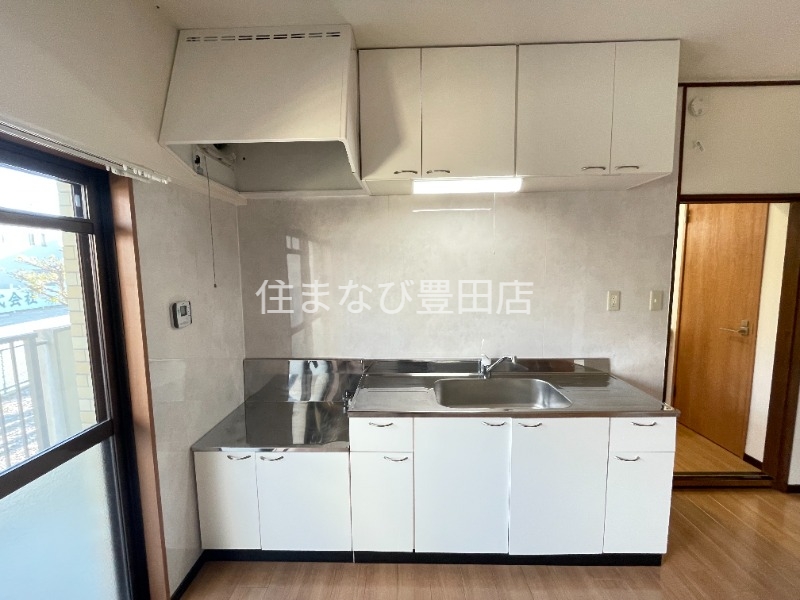 キッチン　同型別部屋写真