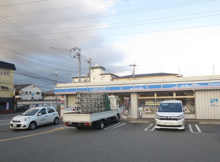 コンビニ　ローソン 尼崎武庫之荘三丁目店（コンビニ）まで600m