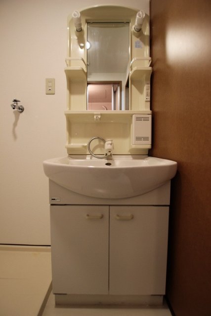 洗面設備　同物件別号室