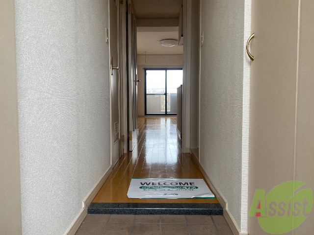 玄関　玄関廻りも広く、使いやすそうで良いですね～