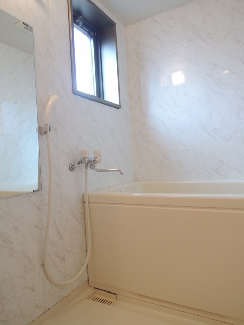 バス・シャワールーム　※参考写真