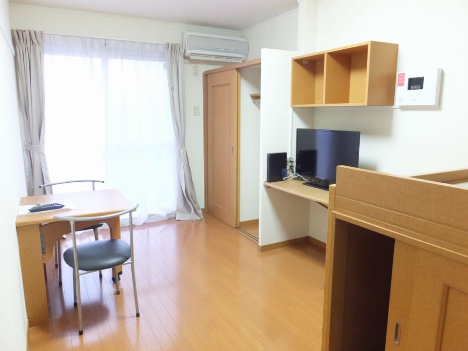 居室・リビング　家具・家電付きのお部屋なら新生活をすぐにスタート出来ます！