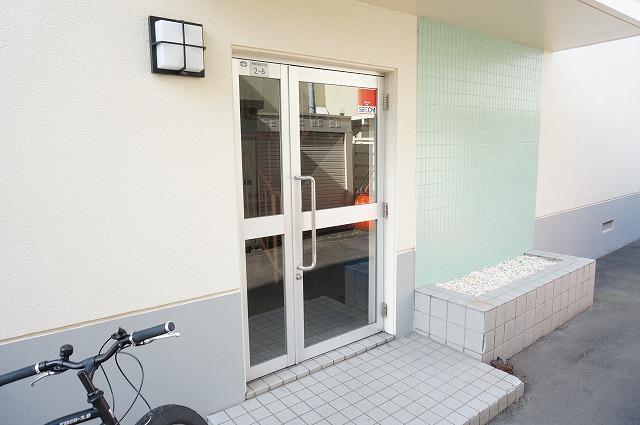 エントランス　エントランス