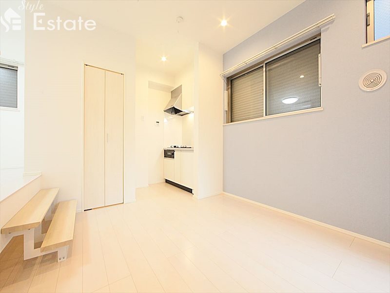 居室・リビング　内装