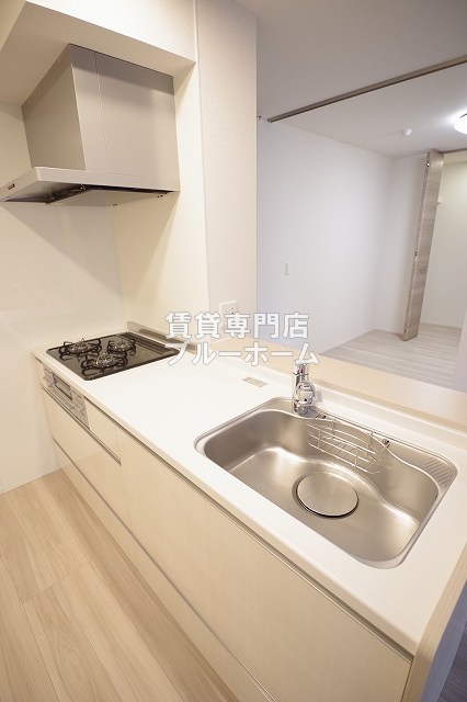 キッチン　3口コンロのカウンターキッチンです！