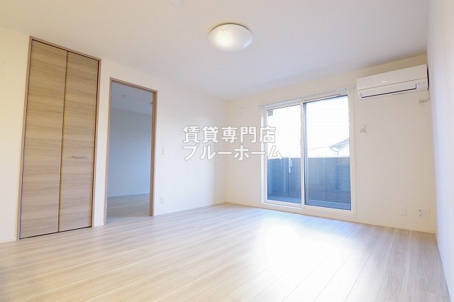 その他　別角度からのリビングです！