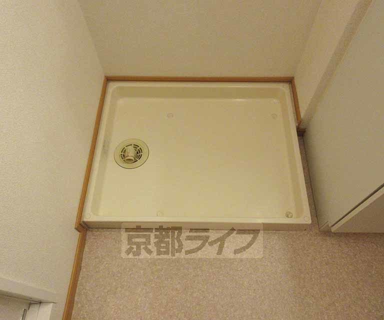 その他設備　室内に洗濯機置けます・