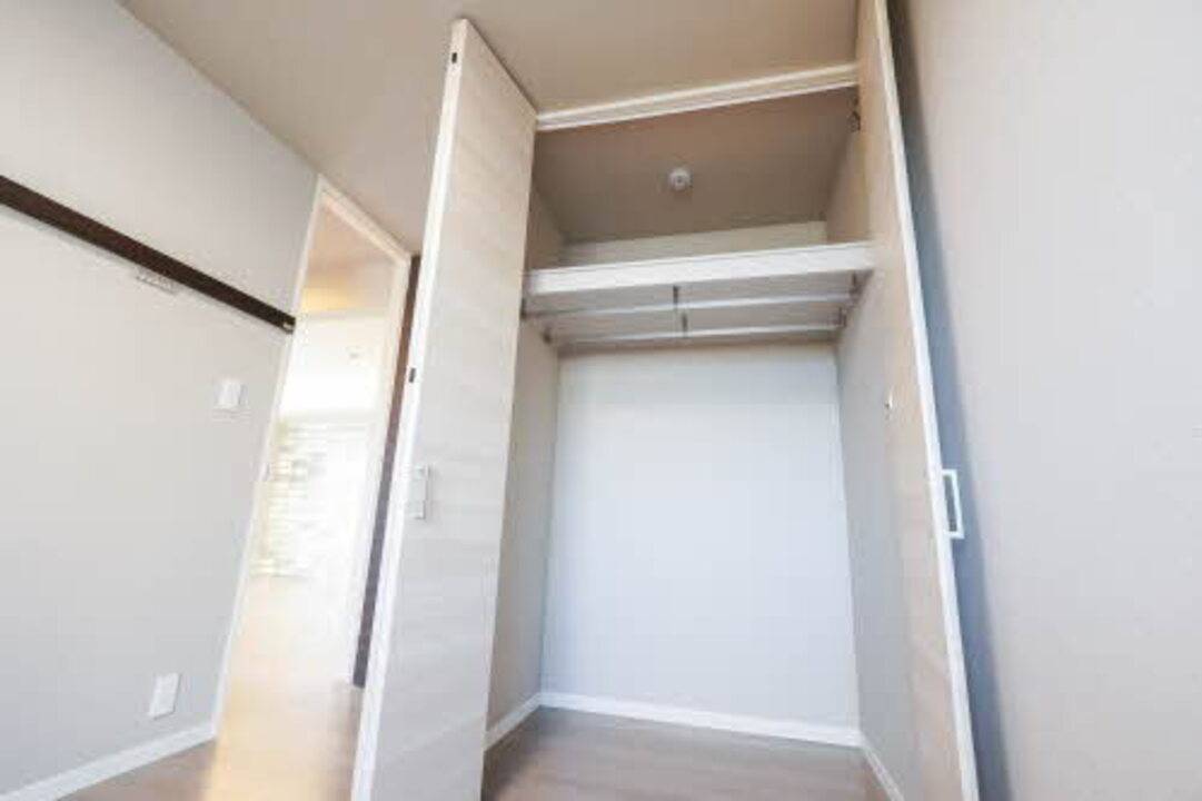 収納　クローゼット