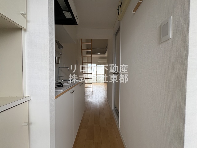 玄関　玄関から見たお部屋です☆