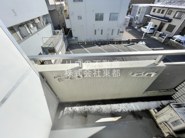 バルコニー　バルコニー付！お天気のいい日は洗濯物も気持ちよく干せますね！