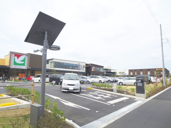 ショッピングセンター　ハレノテラス東大宮（ショッピングセンター）まで1100m