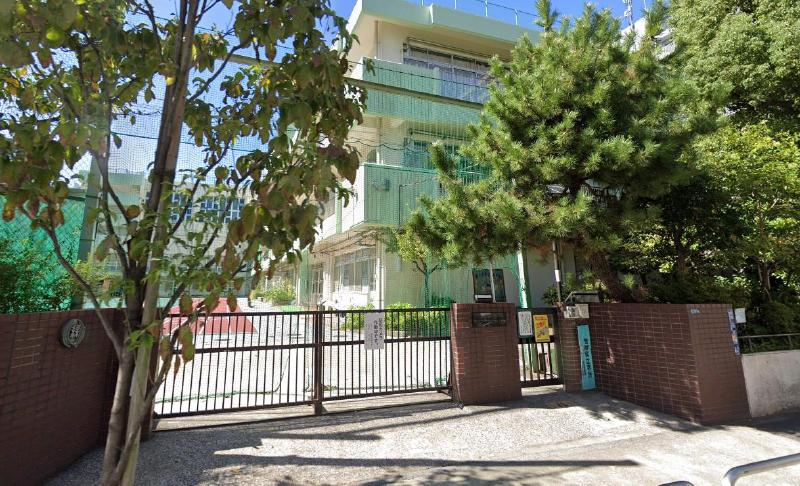 小学校　緑小学校（小学校）まで400m