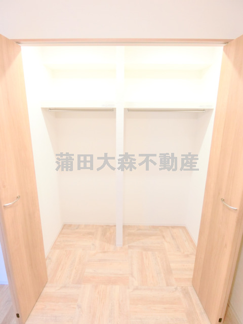 収納　収納　ウォークインクローゼット