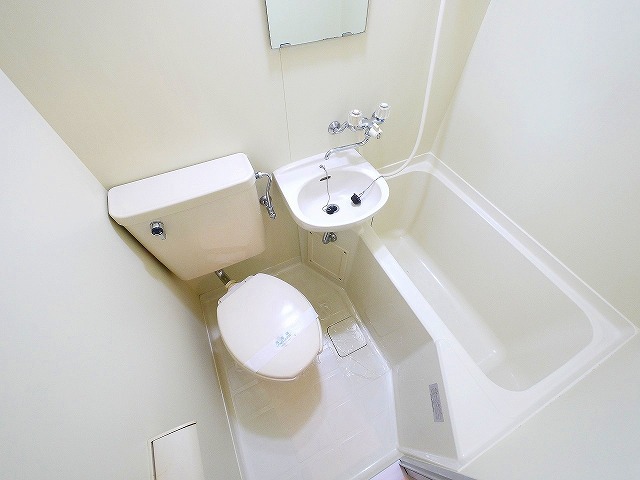 トイレ　清潔感のあるトイレです