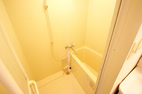 バス・シャワールーム　※別室の写真です