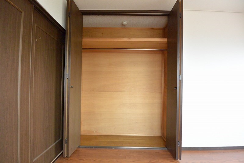 収納　洋室収納