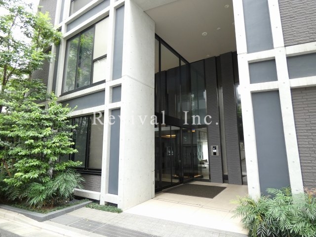 エントランス　エントランス