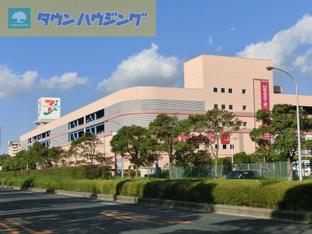 ショッピングセンター　イトーヨーカドー（ショッピングセンター）まで2240m