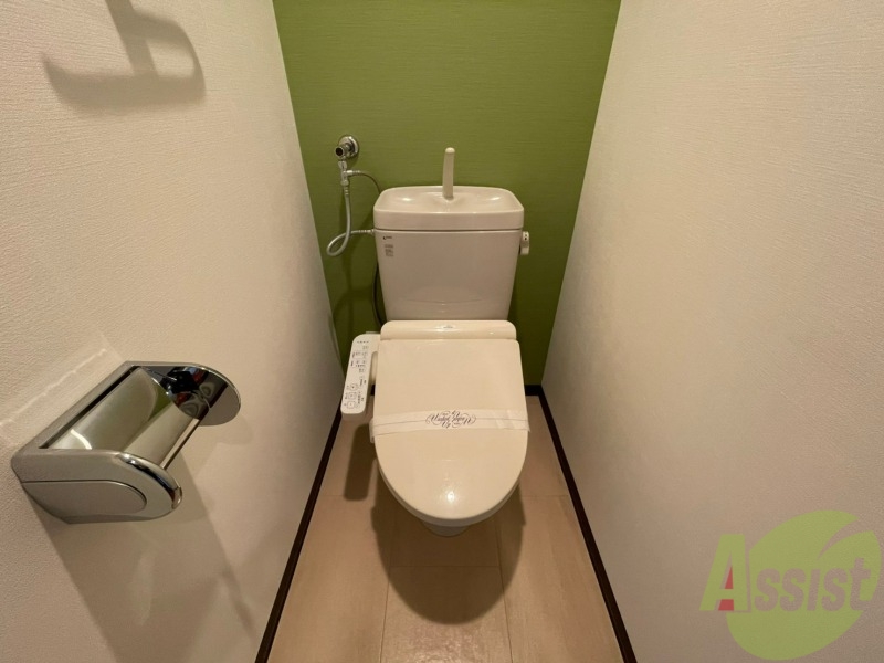 トイレ　トイレです。ウォシュレット付を探している方、おすすめです