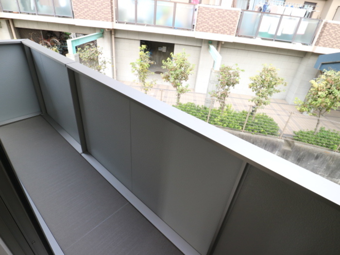 バルコニー　バルコニー