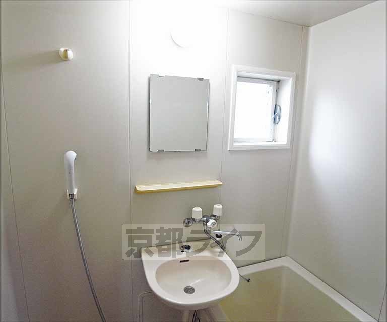 洗面設備　洗面台です