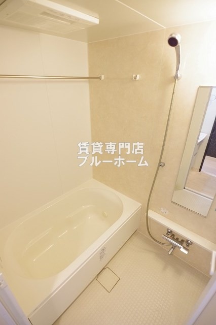 バス・シャワールーム　追い焚き・浴室乾燥付きのお風呂！