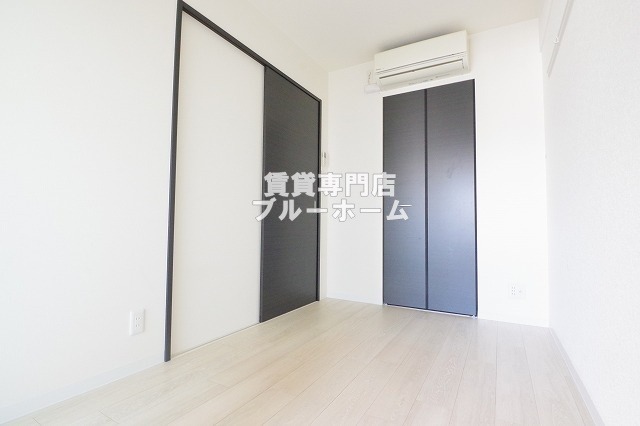 その他部屋・スペース　3.6帖の明るい洋室！