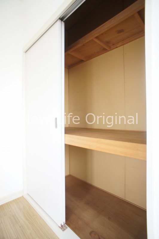 収納　洋服から布団までたくさん収納できます☆