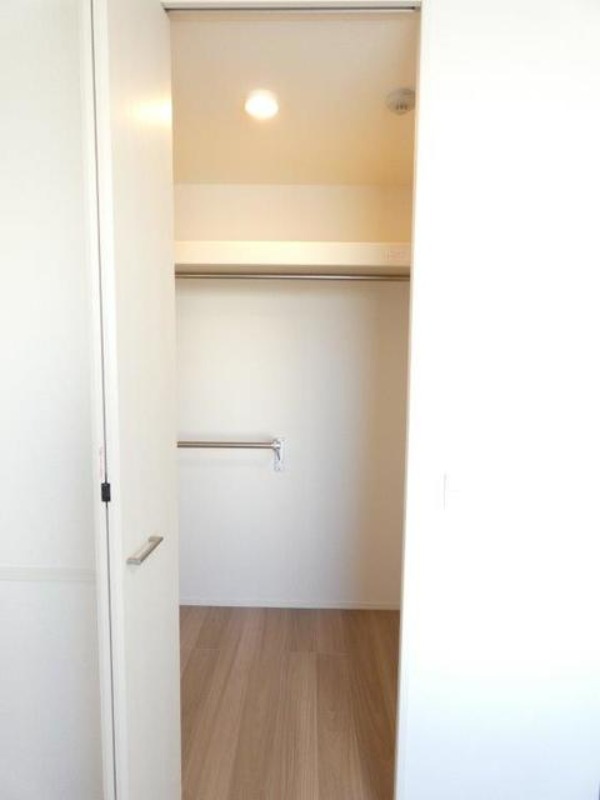 収納　図面と現状に相違がある場合には現状を優先