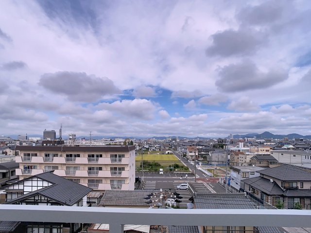 眺望　掲載写真は空室の別部屋を掲載しております。実際のお部屋と仕様