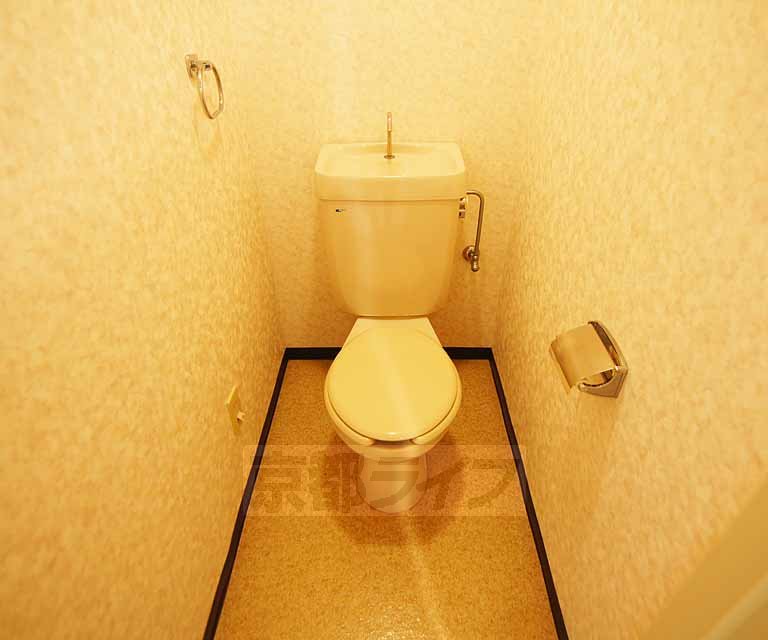 トイレ　洋式のトイレです。