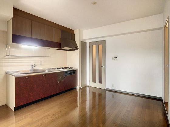 居室・リビング　※他号室の写真です