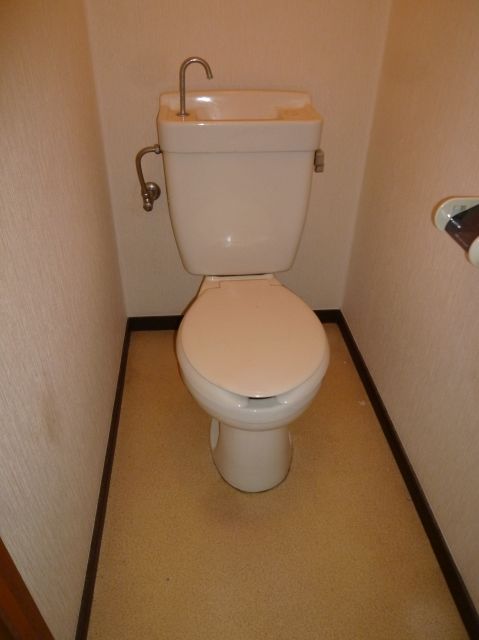 トイレ　トイレ