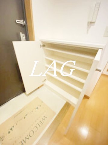 玄関　玄関です。