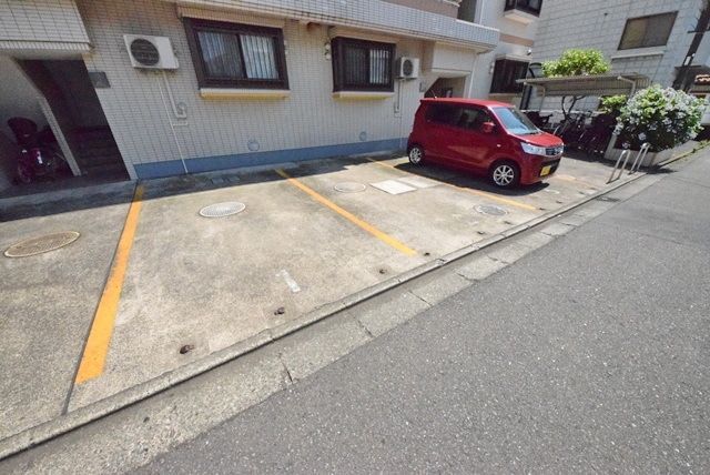 駐車場　★駐車場★