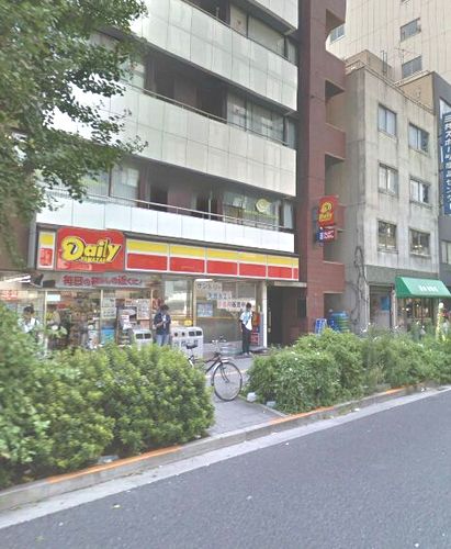 コンビニ　Daily YAMAZAKI 台東一丁目店（コンビニ）まで156m