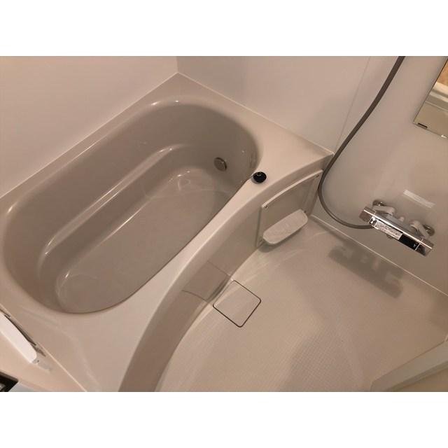 バス・シャワールーム　バス・シャワールーム